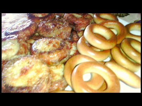 Видео: Сушки с фаршем на сковороде блюдо на все случаи жизни