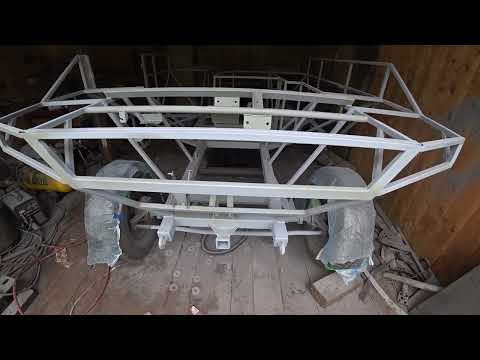 Видео: Покраска рамы вездехода