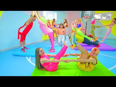Видео: Йога VS мажоретки 🏆 Ново спортно challenge в училище