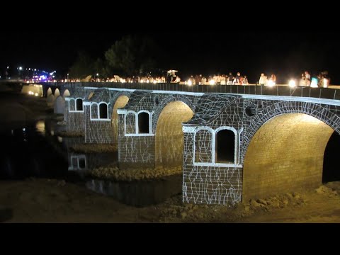 Видео: Бяла отпразнува впечатляващо новия живот на моста на Колю Фичето