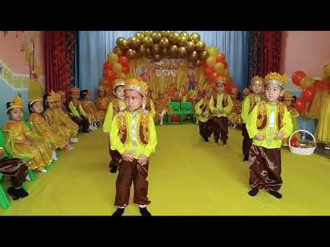 Видео: Флешмоб би балабақшада. Би балабакшада.  #флешмоб_ютуб #флешмоб #балабақша 