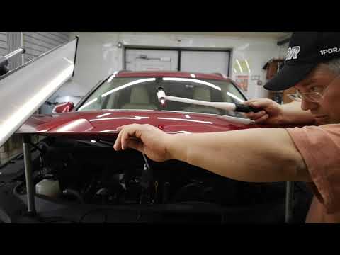 Видео: Ремонт вмятин без покраски на алюминиевом капоте в плёнке. Lexus RX 200t.