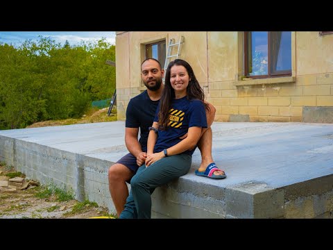 Видео: ЖИВОТ НА СЕЛО: Направихме си бетонна плоча за навеса 🥳 | Ремонт на стара къща | Boho Soulz