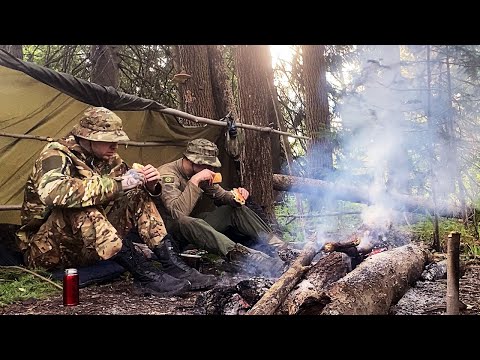 Видео: Сутки в сибирском лесу без палатки, бушкрафт / Day in the Siberian forest without a tent, bushcraft