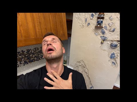Видео: Папа дома, папа кушать
