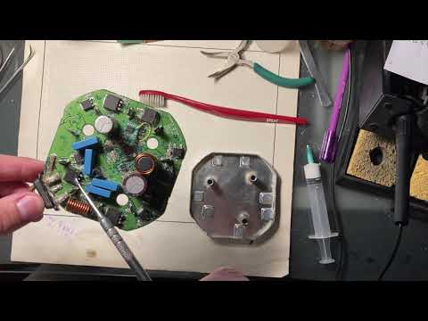 Видео: Подробный ремонт электровентилятора BMW E53 Часть 1. Меняем транзистор ищем причину выхода из строя.