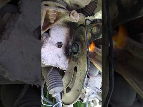 Видео: снимаю торсион iveco daily