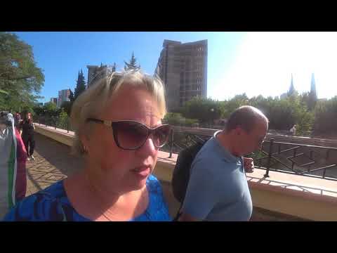 Видео: Отдых в Сочи/ Как нас в отель "ПримаВера" заселяли/ Купаемся в море