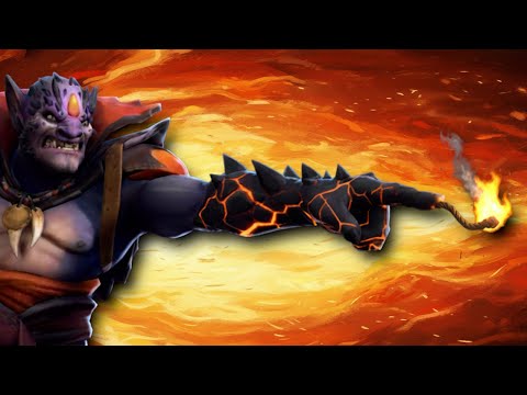 Видео: Бульдог-лев приносит (очень дорогостоящий) БАМ!