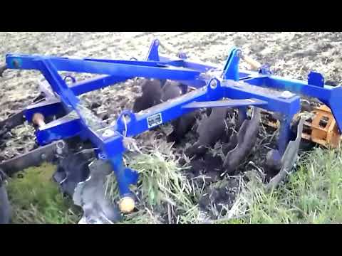 Видео: Дисковка стерни АГД-2.1 и ЮМЗ-6.