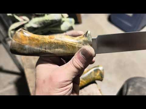 Видео: Очередной обзор ножей с мастерской.