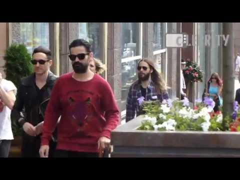 Видео: Jared Leto walking around Moscow, Russia, 10.07.2014 / Джаред Лето погулял по Москве