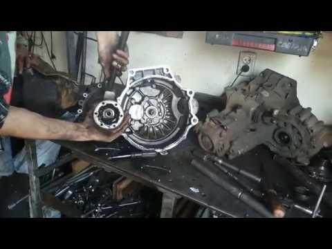 Видео: КПП. Як правильно розібрати коробку передач volkswagen golf. jetta vento lupo polo