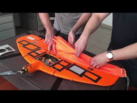 Видео: Укладка парашюта