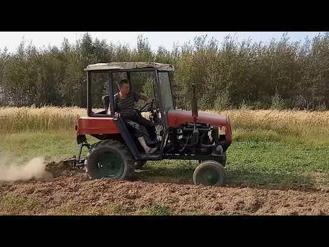 Видео: #самодельный_трактор с двс ВАЗ пашем проверяем скорость