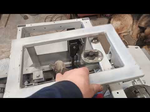 Видео: Начало СБОРКИ ПЕРЕДНЕЙ ПОЛУРАМЫ / Юбилейный МИНИ-ПОГРУЗЧИК