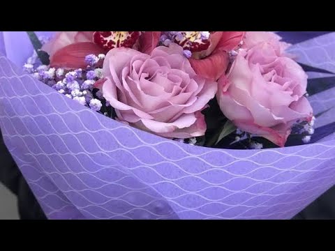 Видео: Красивая упаковка букета. БЫСТРО И ПРОСТО