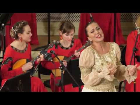 Видео: Русская народная шуточная песня «Я на горку шла», солистка Елена Курская