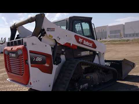 Видео: Как работать: функции управления джойстиком (SJC) | Погрузчики Bobcat | Учебное пособие