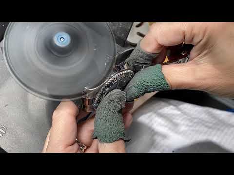 Видео: Удаление глубоких вмятин на часах Rolex