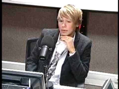 Видео: Дима Бикбаев на радио Маяк, ч.2