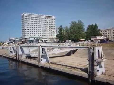 Видео: Прибытие в Самару теплохода "Валерий Чкалов"