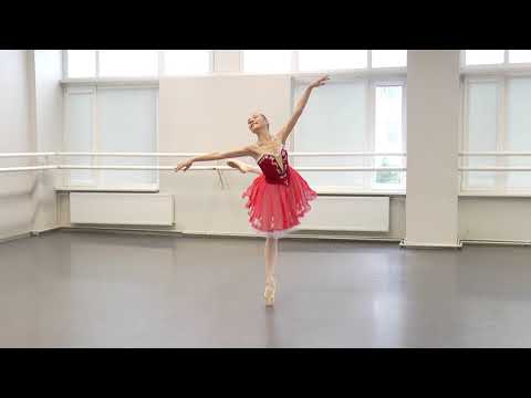 Видео: Аполлинария Картавцева- вариация Редисочки из балета "Чиполлино". IBBC 2021.