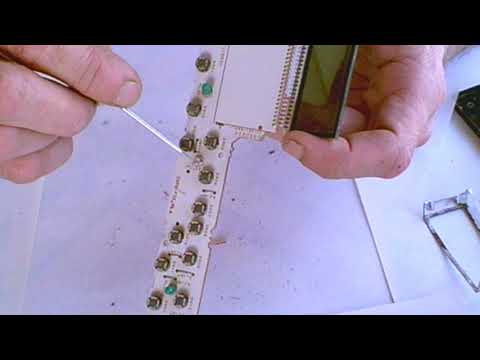 Видео: Что ценного в панели кассетной автомагнитолы SONY.