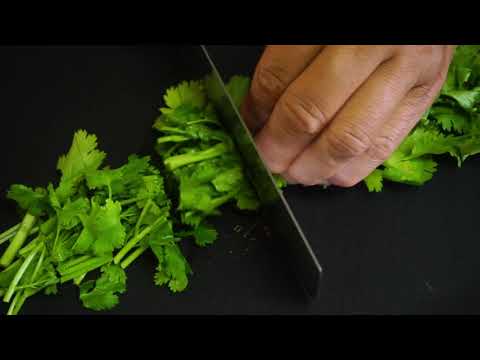 Видео: Як заготовити петрушку на зиму, щоб була як свіжа: топ-5 способів