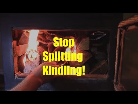 Видео: Простой способ разжечь огонь: не нужно колоть растопку!