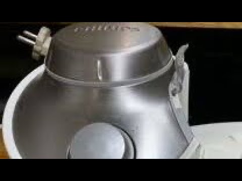 Видео: Комбайн Philips не работает мясорубка электро мясорубка не крутит трещит ремонт ￼