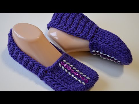 Видео: Новая модель.  Следки двумя спицами без швов.