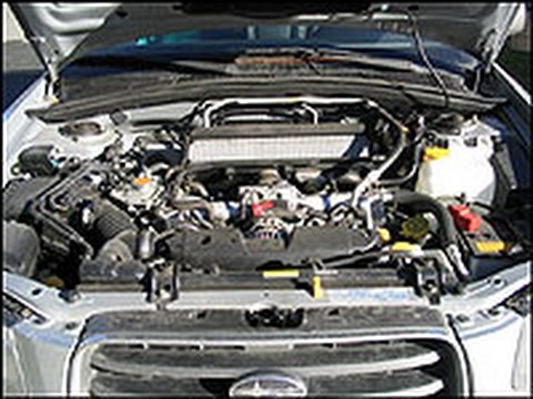 Видео: Как снять интеркулер в Субару  Форестер 2