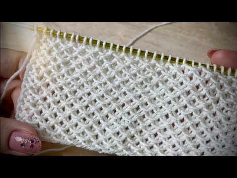 Видео: КЛАССНЫЙ ОЧЕНЬ ПРОСТОЙ УЗОР СПИЦАМИ «ЖАККАРДОВЫЕ СОТЫ» 🌟🌟🌟🌟🌟 / SUPER EASY KNITTING PATTERN