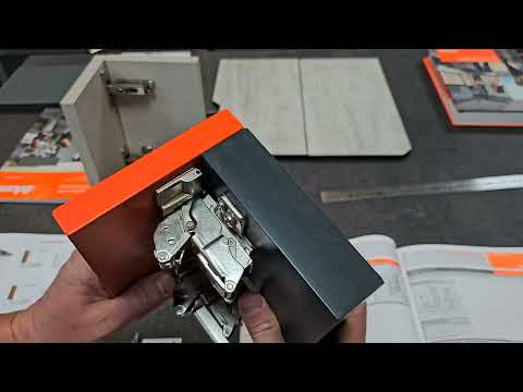 Видео: Петли CLIP top BLUMOTION 110 град., 155 град., специальная петля, петля SALICE накладная