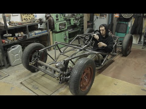 Видео: Будую СПОРТКАР в стилі 60х!!! СТАВ НА КОЛЕСА!!!