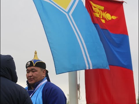 Видео: ХУРЕШ Тыва-Монголия 64 борца финал Баткар Баасан: Отчуржап Айдын