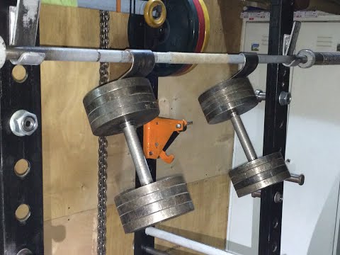 Видео: Супер приспособа для жима гантелей сидя на скамье.