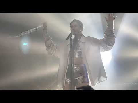 Видео: ЛУНА - Разные Правила ; Москва ( live 19.03.2021 Известия Hall)