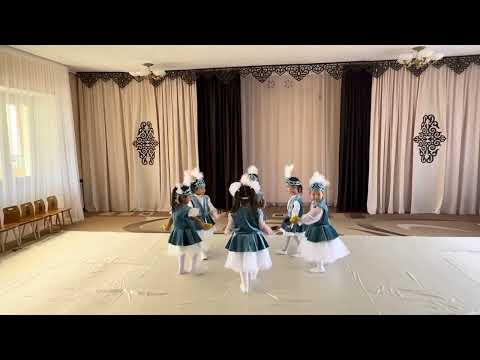 Видео: “Өнеріміз саған Қазақстан” республикалық байқауы. “Жұлдызша” тобы 4 жастағы балалар. “Шайға шақыру” 