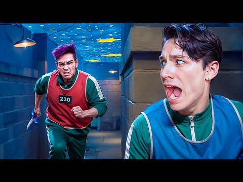 Видео: ЭТО ЧЕ ЗА ПРЯТКИ😱 ТАНОС ИЩЕТ МЕНЯ В НОВОЙ ИГРЕ КАЛЬМАРА РОБЛОКС!😭