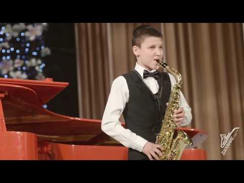 Видео: Владимир Пецкус — Маленький чардаш (П.  Иттуральде)