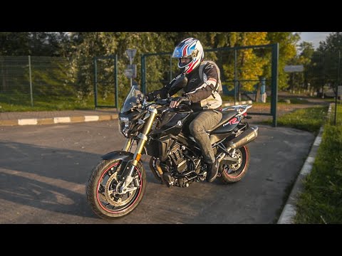 Видео: BMW F800R - Что вы получите от одного из самых дешевых БМВ ?
