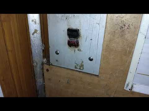 Видео: Дом московской серии в Орле! | Лифт МЛЗ 1976 г.в., V=0,71 м/с, г/п 320 кг