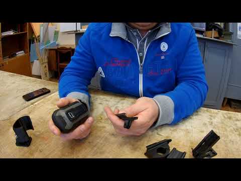 Видео: крепеж навигатора