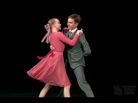 Видео: "Школьные годы", ансамбль "Школьные годы". "School Years", ensemble "School Years".
