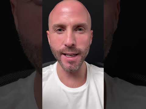 Видео: Они чувствуют, что вы все это время притворялись идиотом