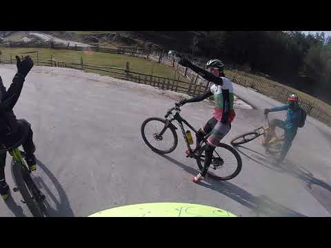 Видео: Пълна газ надолу и пристигане в Медени Поляни.