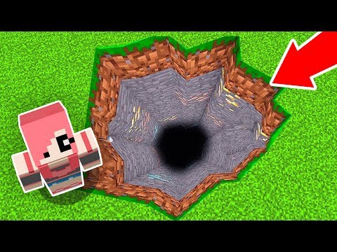 Видео: ОГРОМНАЯ ЯМА В МАЙНКРАФТ! ЧТО Я В НЕЙ НАШЛА?
