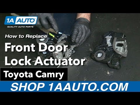 Видео: Как заменить привод замка передней двери на Toyota Camry 06-11